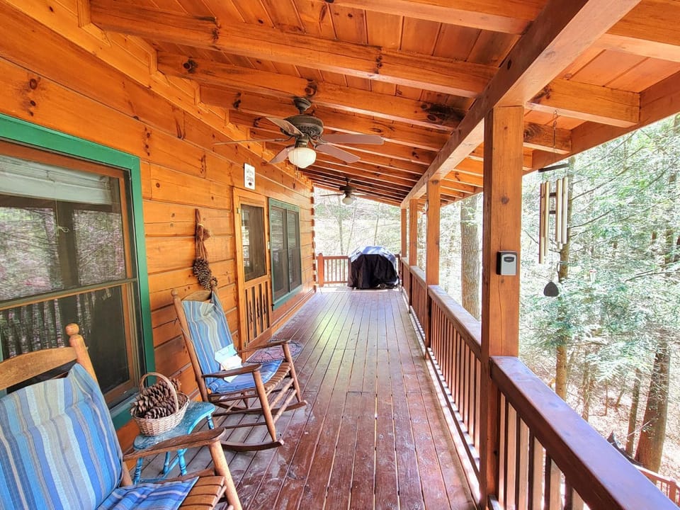 Patio, Spa and wellness centre/facilities