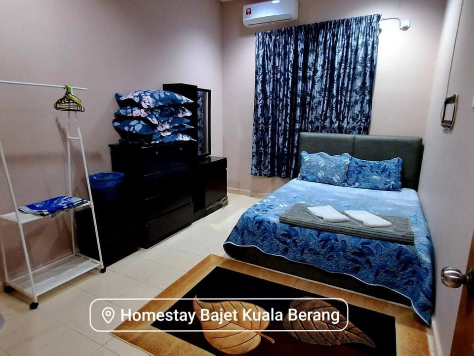 Homestay Kuala Berang Solehah Full Aircond Wifi & Netflix House in Terengganu, Malaysia