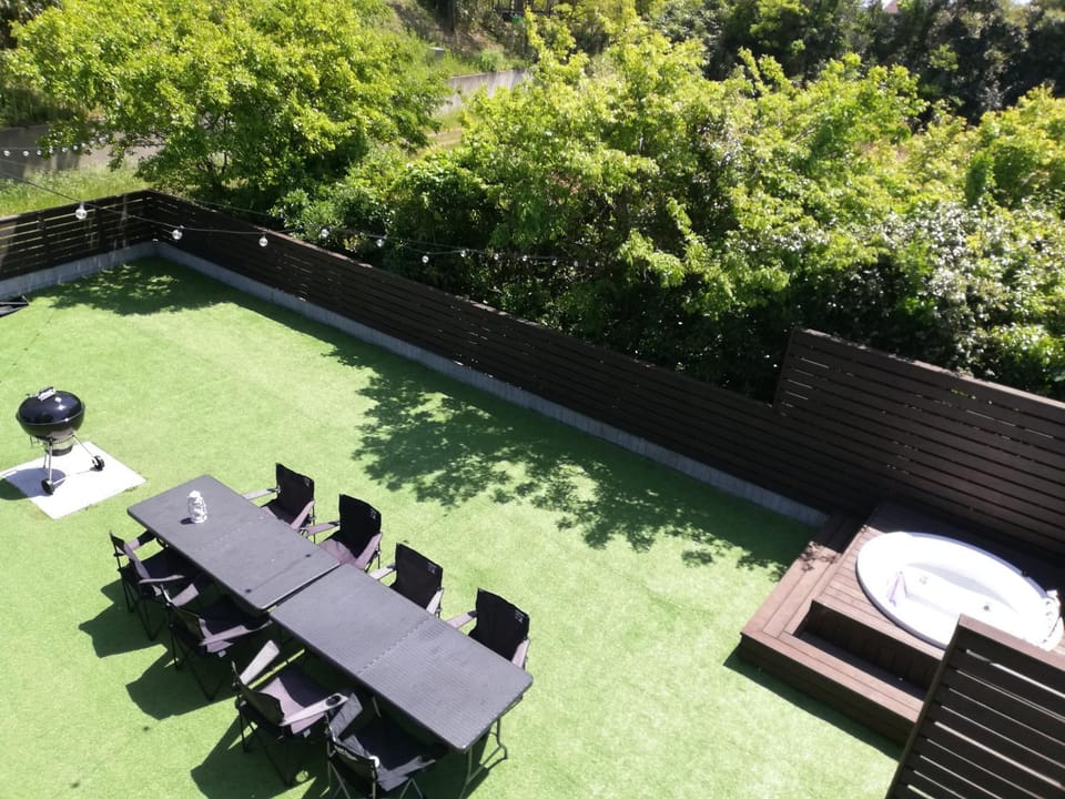 Day, Garden, Garden, Hot Tub, Garden view