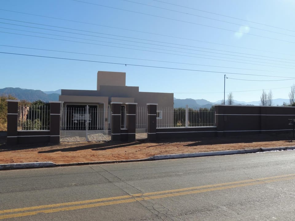 Property building, Facade/entrance, Off site