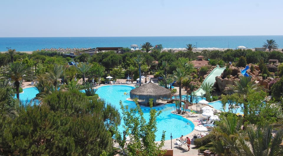 Nearby landmark, Bird's eye view, Pool view, Sea view, Swimming pool