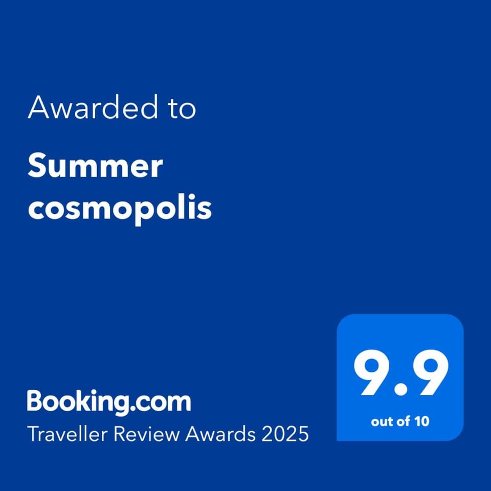 Summer cosmopolis Apartment in Bucharest