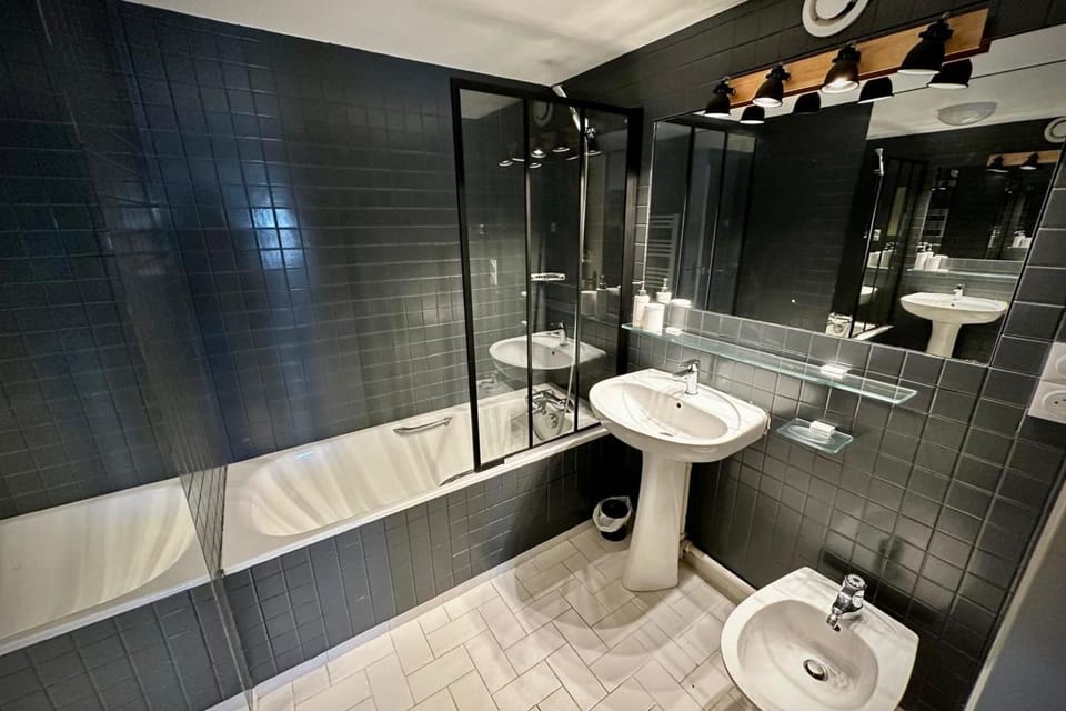 Stunning 80m apartment with sea view Apartment in Saint-Martin-de-Ré