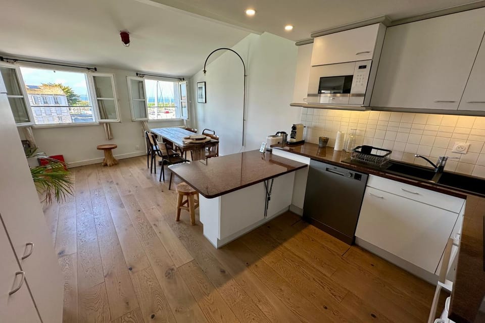 Stunning 80m apartment with sea view Apartment in Saint-Martin-de-Ré