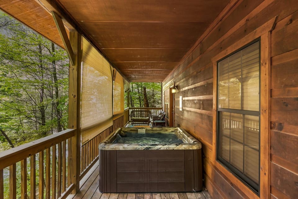 Hot Tub, Balcony/Terrace