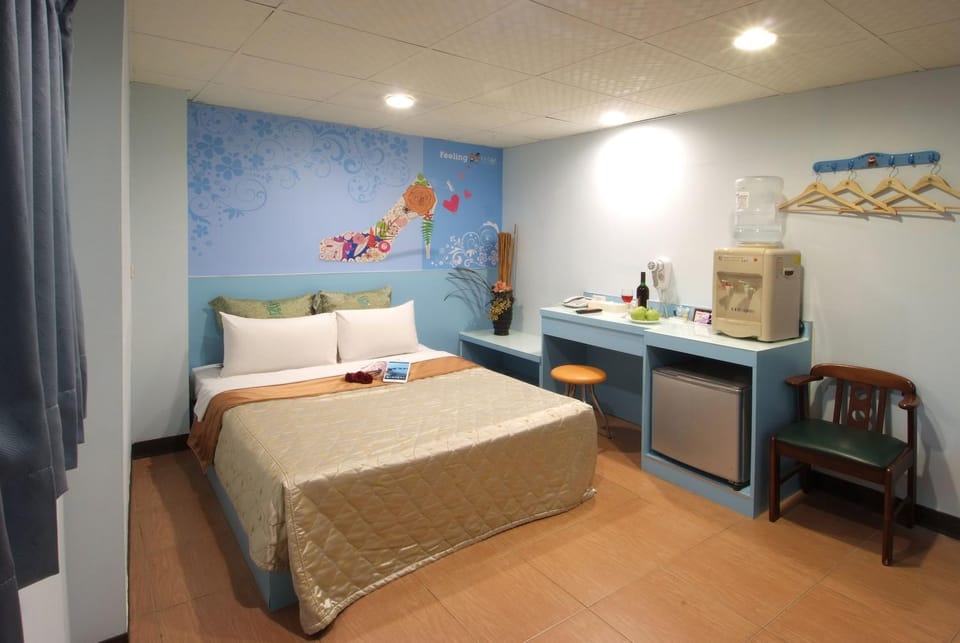Bed, Breakfast
