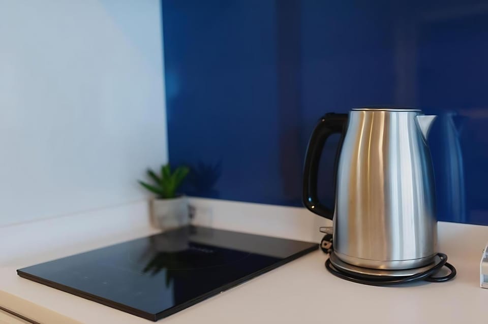 Coffee/tea facilities, Kitchen or kitchenette