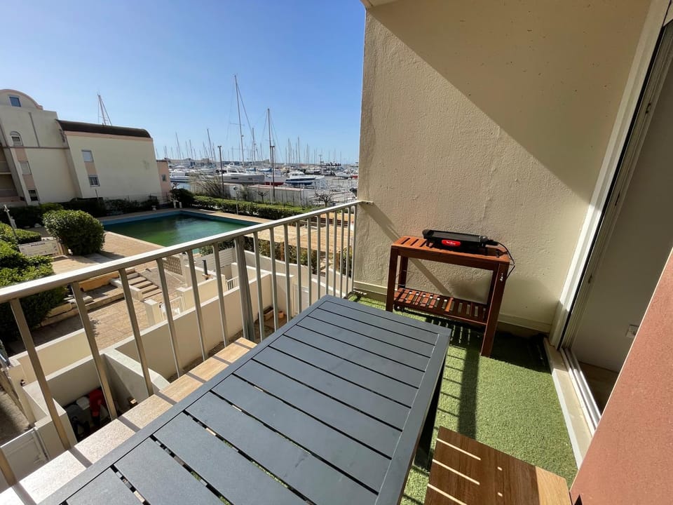 Balcony/Terrace, Pool view