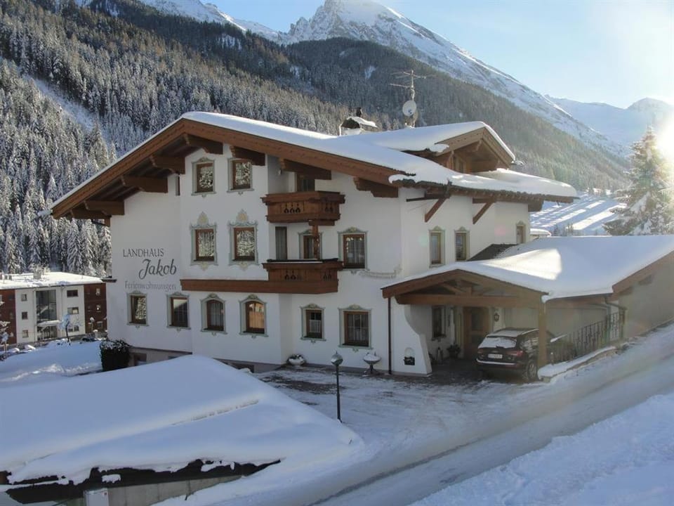 Property building, Winter