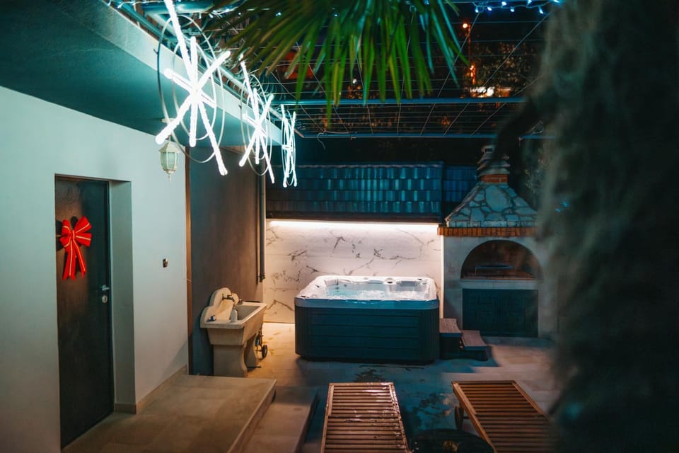 Hot Tub