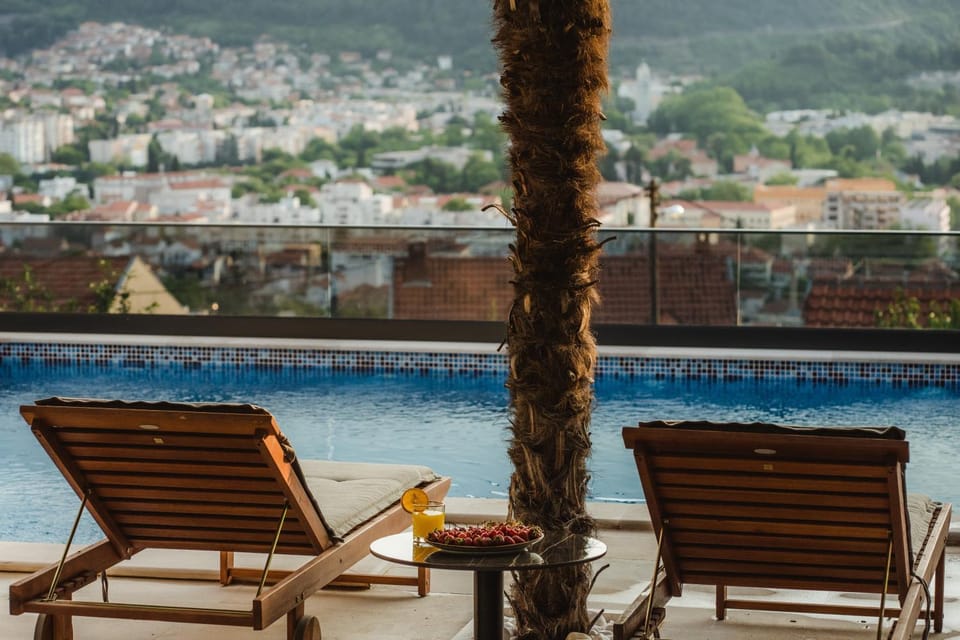 View (from property/room), Pool view, Swimming pool