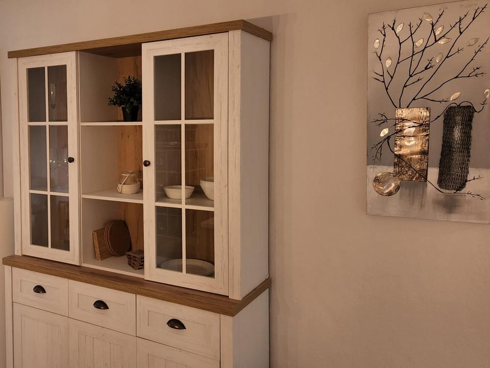 Living room, Decorative detail