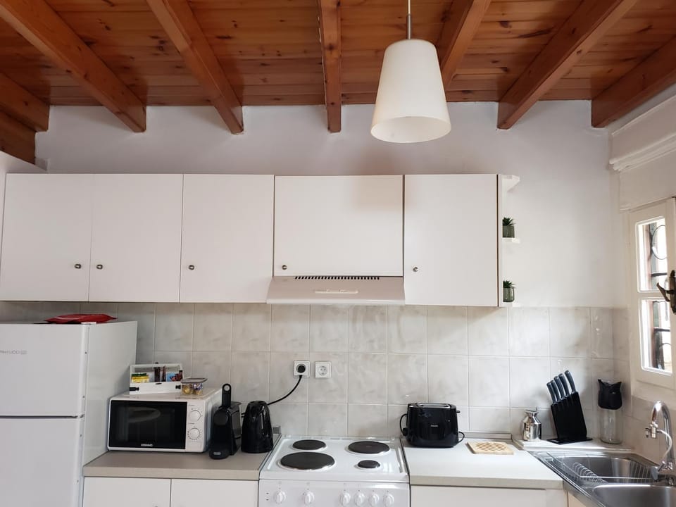 Coffee/tea facilities, toaster