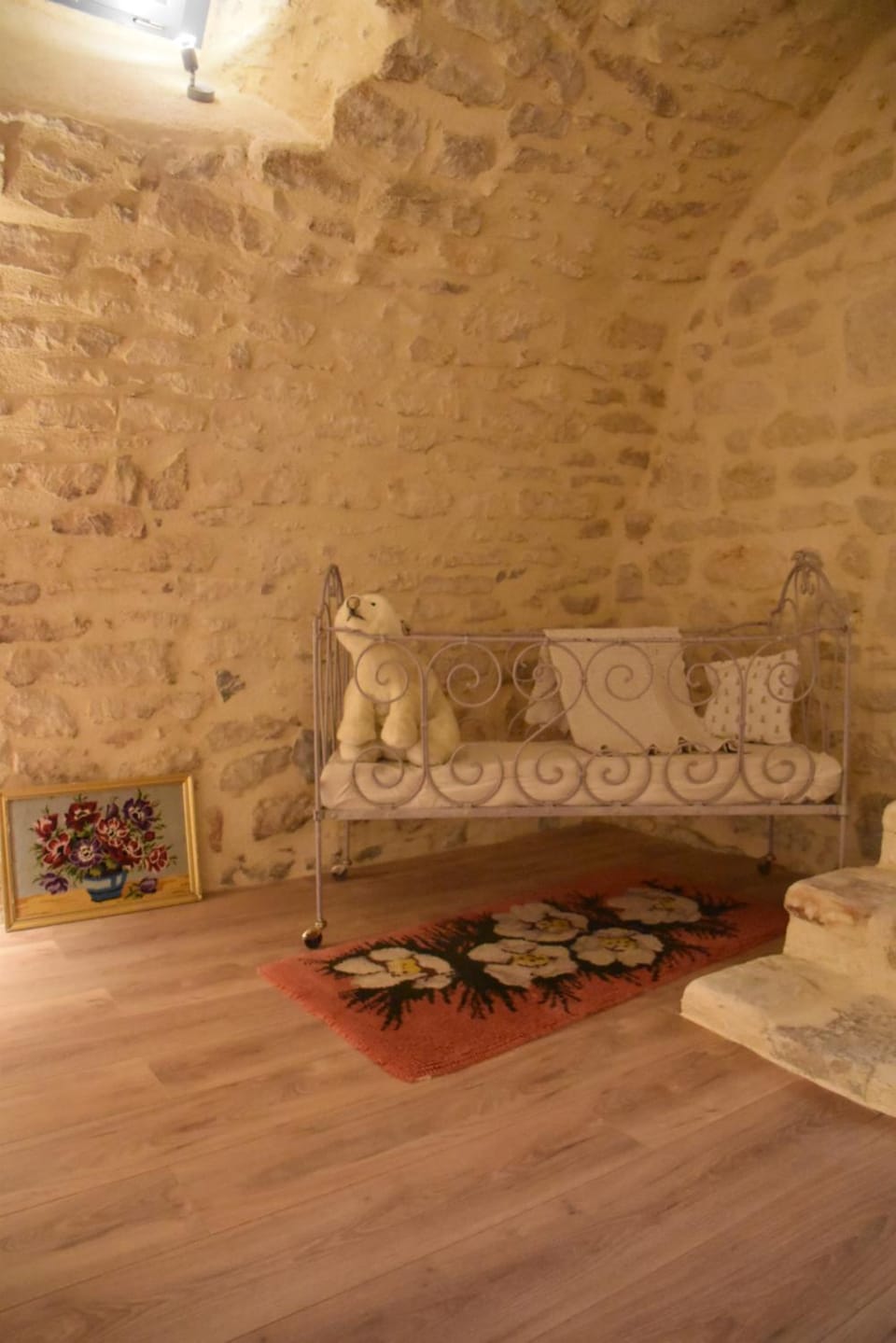 cot