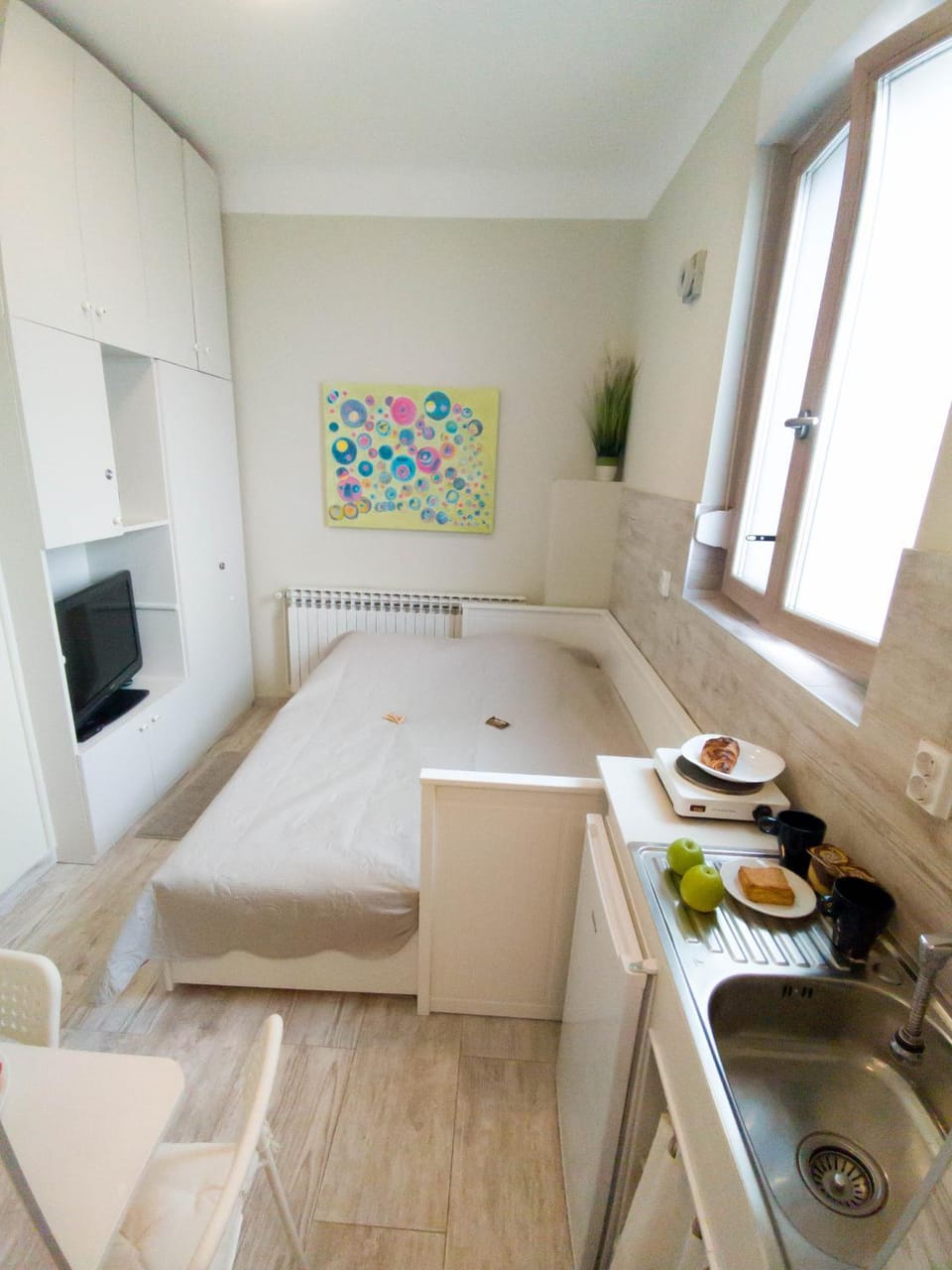 Photo of the whole room