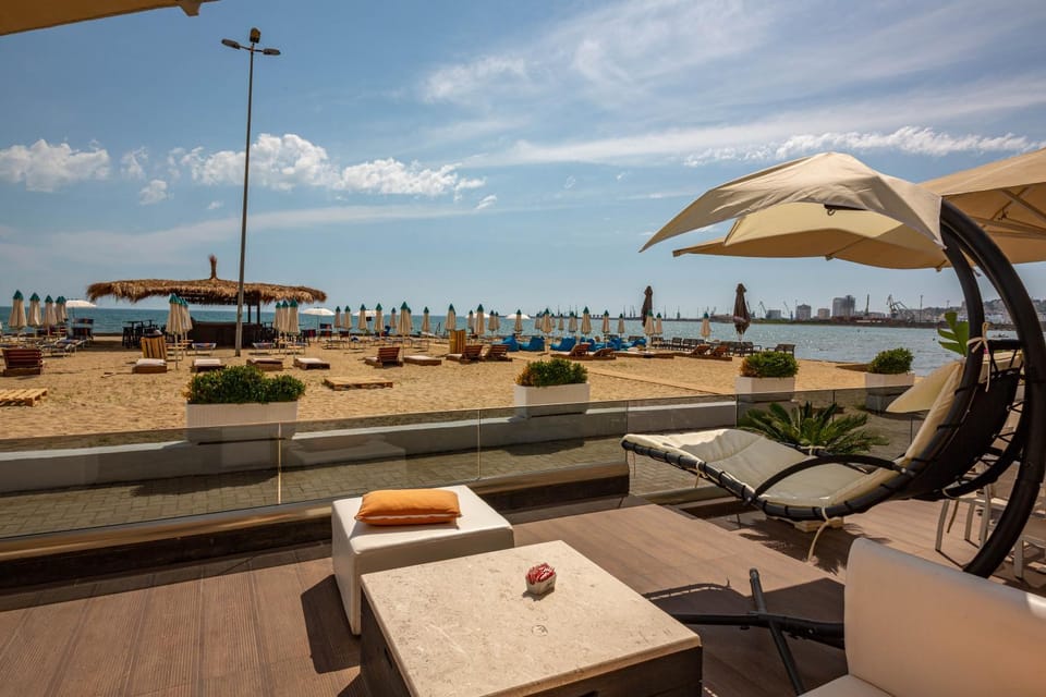 Lounge or bar, Sea view