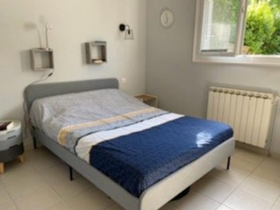Appartement pieds dans l'eau à Royan avec jardin et équipements complets - FR-1-494-130 Apartment in Royan