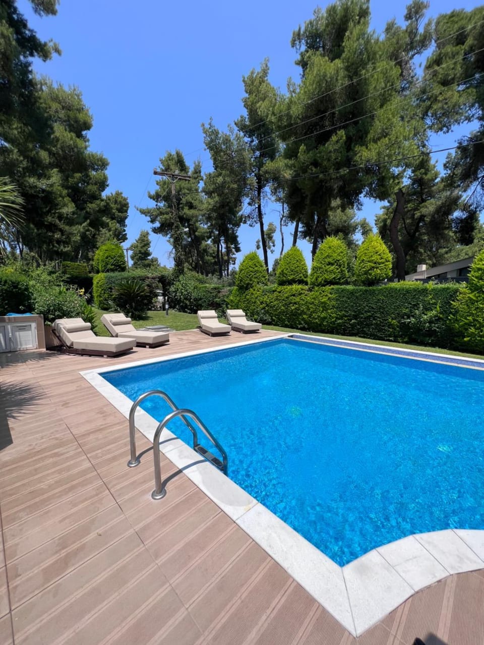 Spring, Day, Garden, Garden view, Pool view, Swimming pool, sunbed