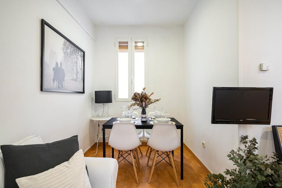 TV and multimedia, Dining area