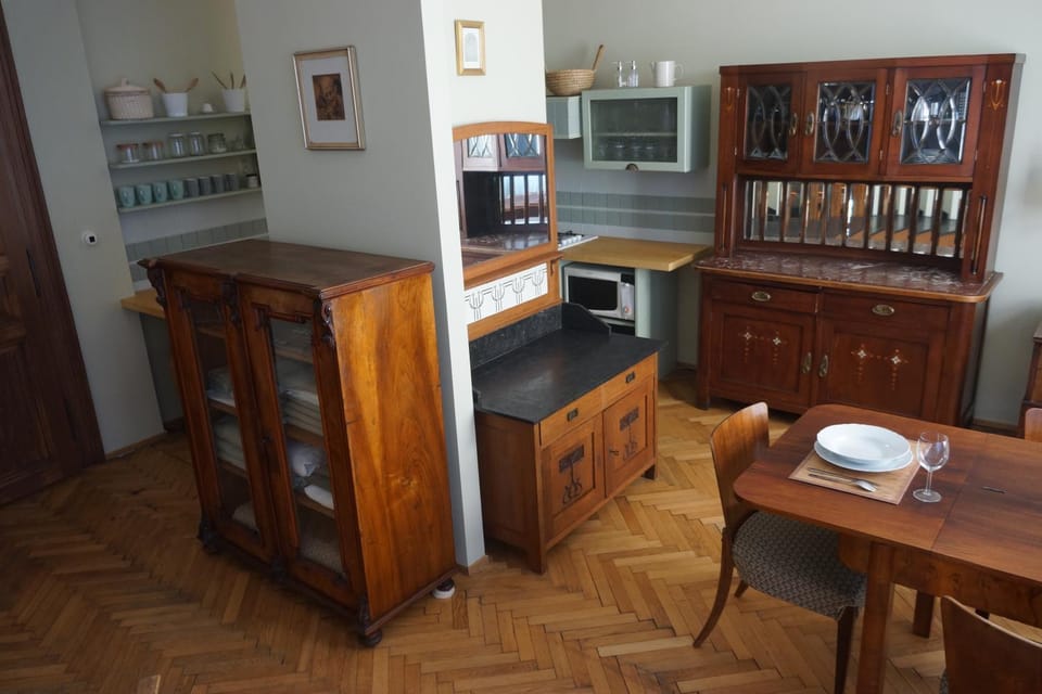 Lounge or bar