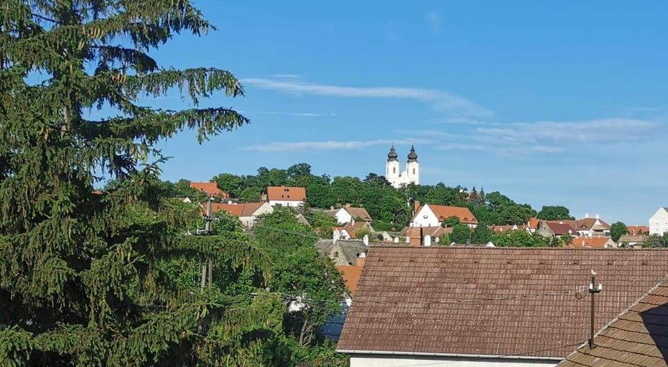 Nearby landmark, Neighbourhood, City view