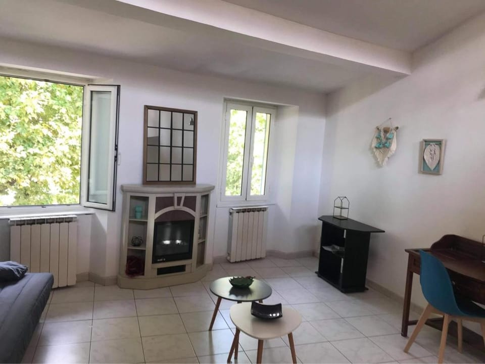 Charmant 3 pièces 3 eme etage Apartment in Provence-Alpes-Côte d'Azur