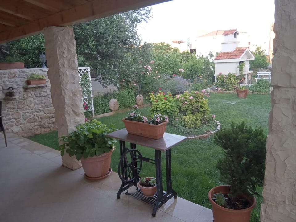 Apartments Janjac Apartment in Šibenik-Knin County, Croatia