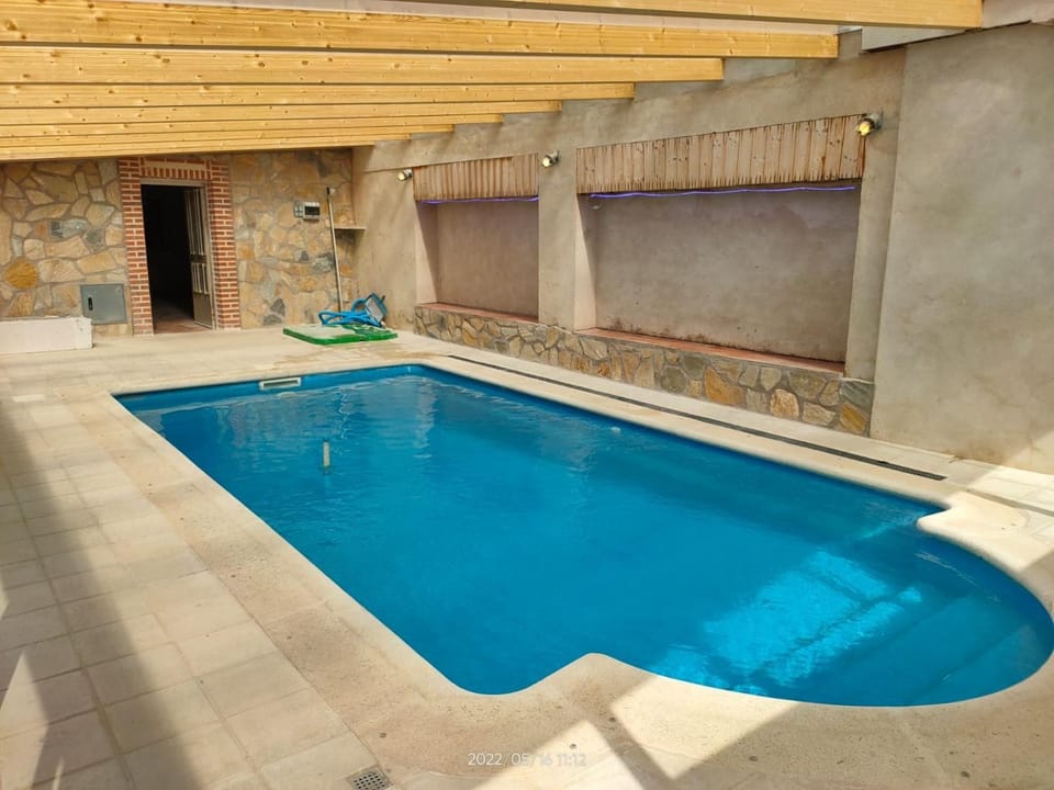Casa Rural Baños del Rey con piscina climatizada House in Castile and León