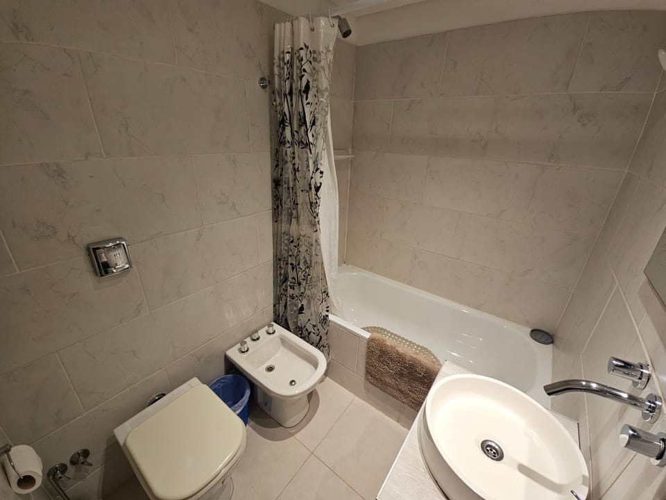 Bathroom, Bath, bidet