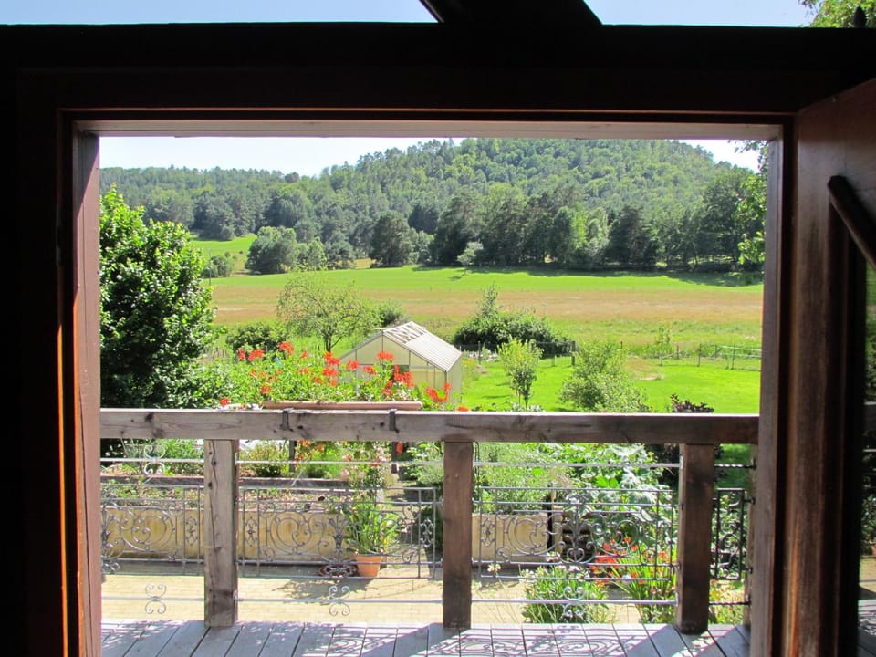 View (from property/room), Balcony/Terrace, Garden view