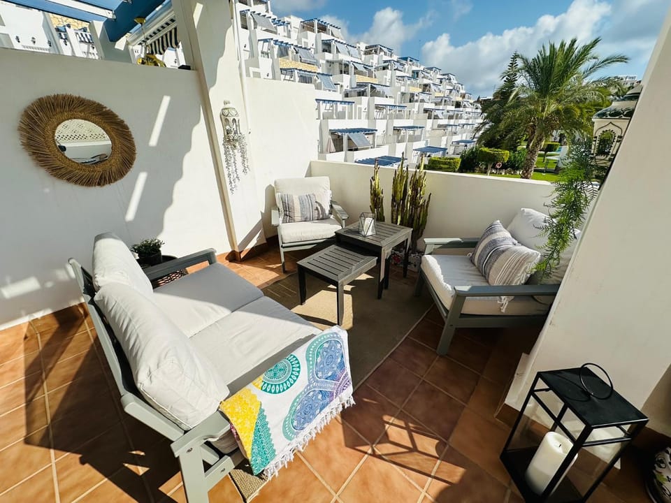 2 Bedroom Apartment with Sea Views Apartment in Andalusia
