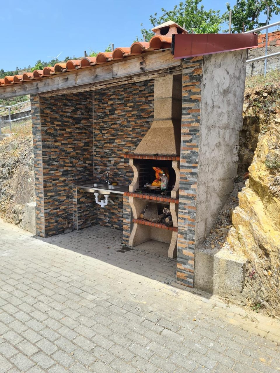 Casas da Escola - "A Escola" - Meãs Nature lodge in Coimbra District, Portugal