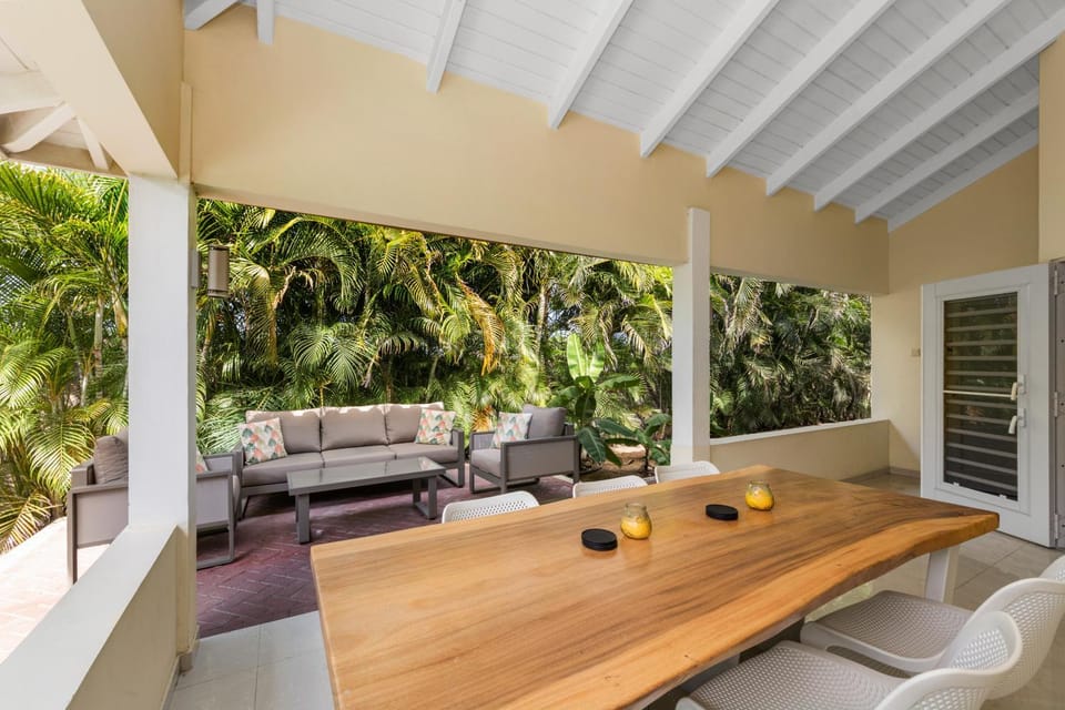 Garden, Balcony/Terrace, Seating area, Dining area, Garden view