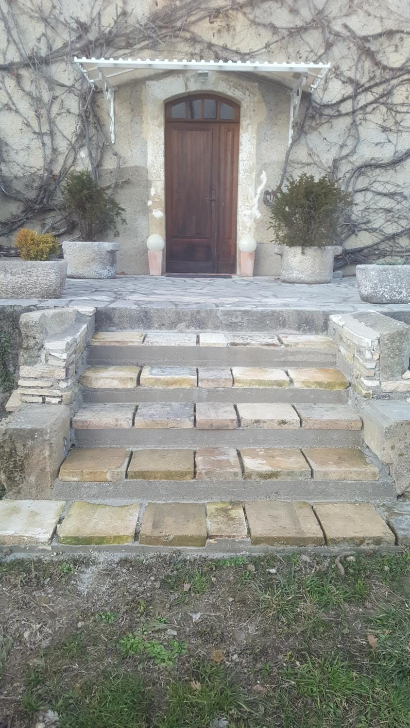 Maison du 18é de charme au calme House in Occitanie
