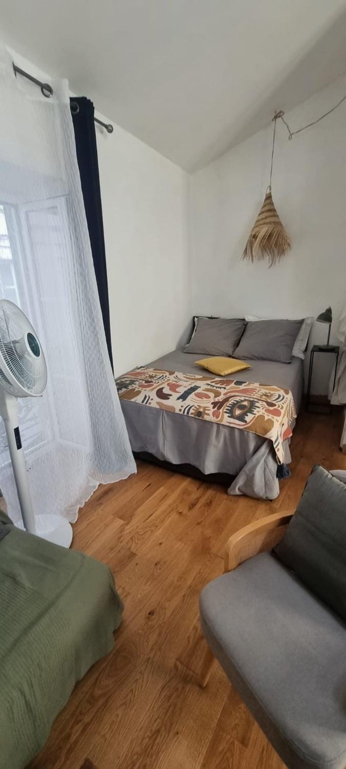 Charmant Studio Vieille Ville de Menton, Basilique Saint-Michel Apartment in Menton