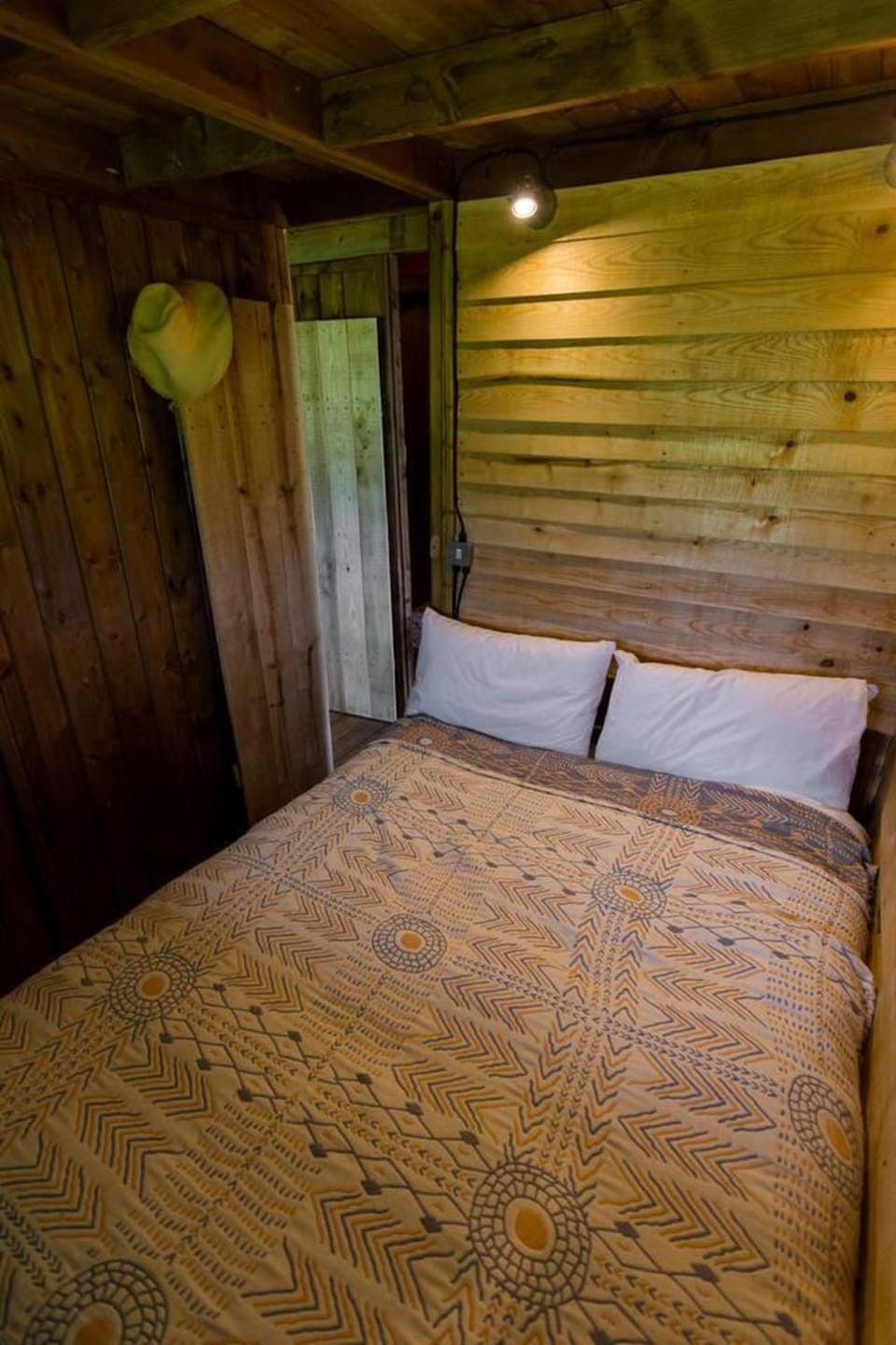 Bed, Photo of the whole room, Bedroom, furniture