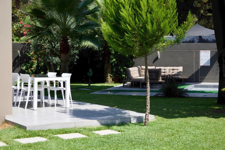 Spring, Day, Natural landscape, Garden, Garden view