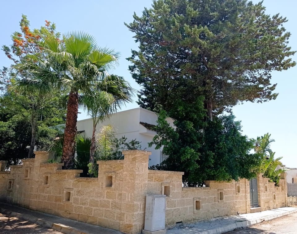 Property building, Garden