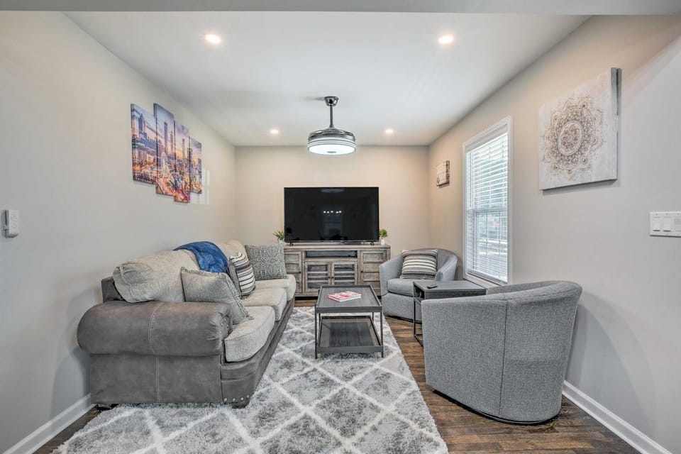 Ideal ATL Stay < 3 Mi to Mercedes-Benz Stadium! House in Atlanta