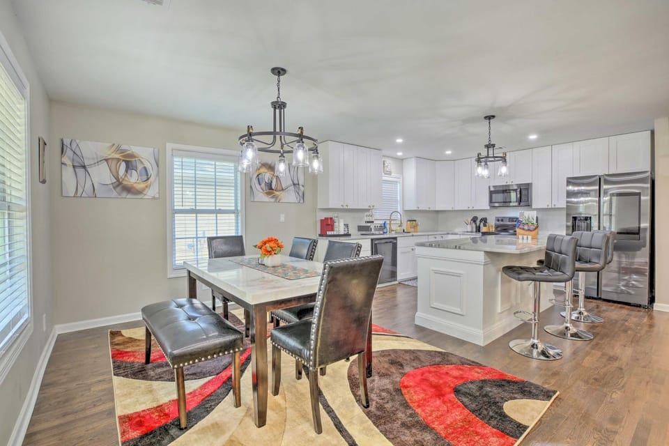 Ideal ATL Stay < 3 Mi to Mercedes-Benz Stadium! House in Atlanta