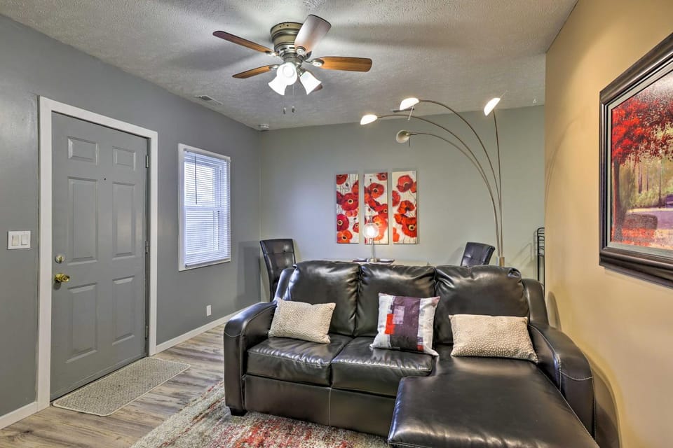 Council Bluffs Cottage: Proximity to Parks! House in Council Bluffs
