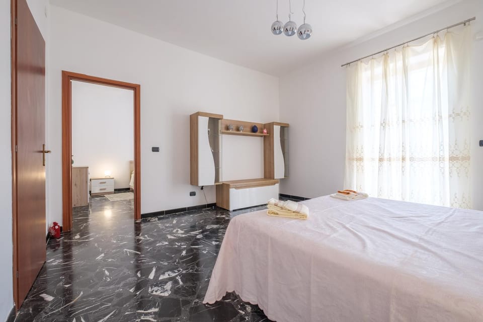 Living room, Bedroom
