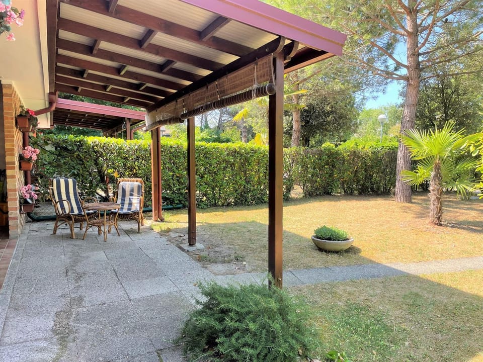 Patio, Garden