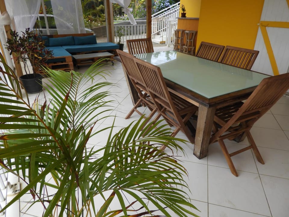 Ti Kaz À Patou, au coeur de l'île. Apartment in Leeward Islands