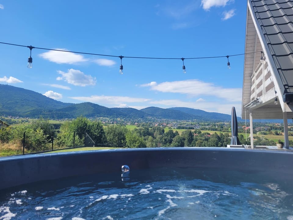 Hot Tub, Mountain view