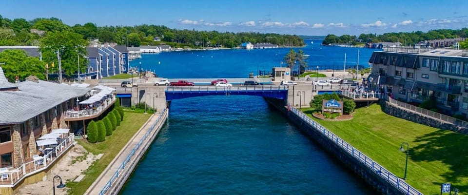 108 Edgewater Inn House in Charlevoix