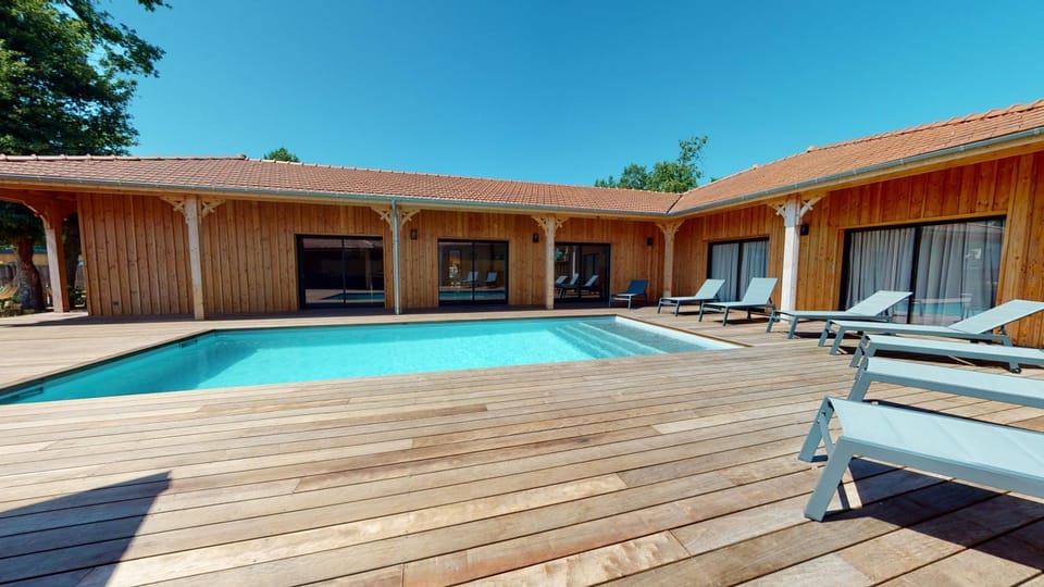 Villa avec clim et piscine chauffée Arès Cap Ferret Villa in Arès