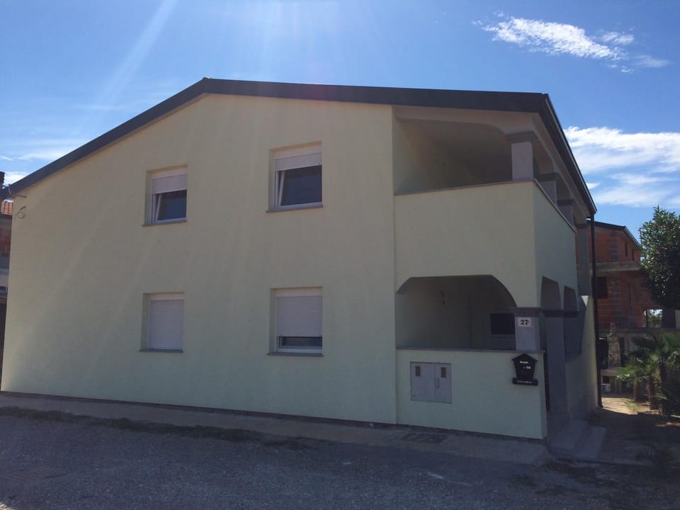 7 PALMI Novigrad Apartment in Novigrad