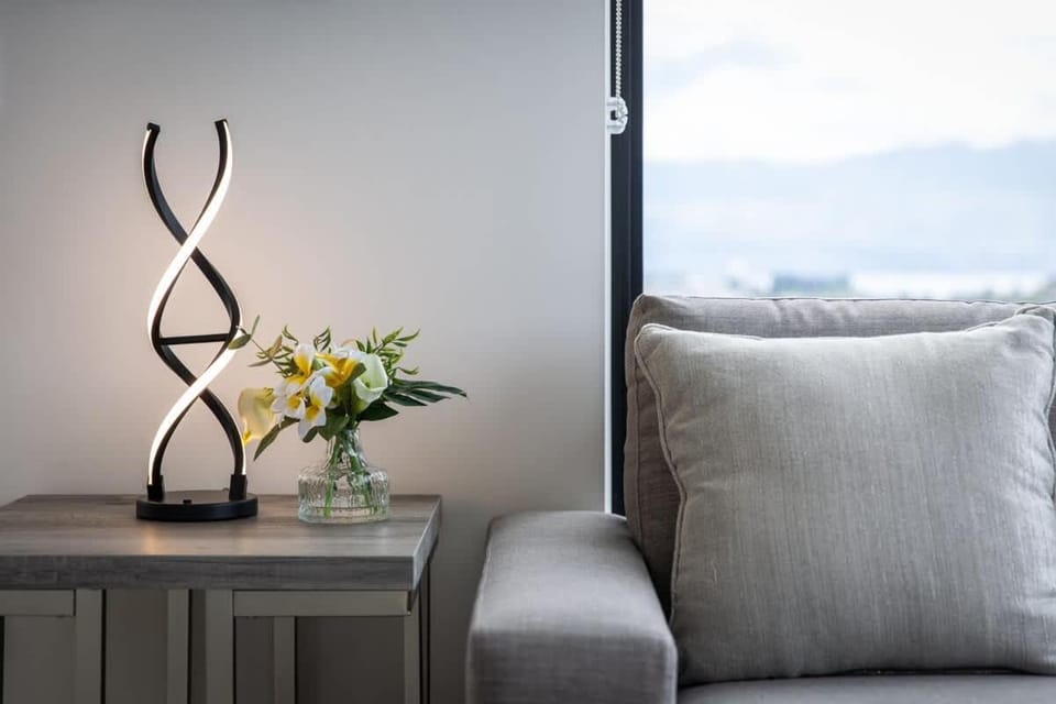 Brand New Luxury Downtown Near the Beach #13 House in Kelowna