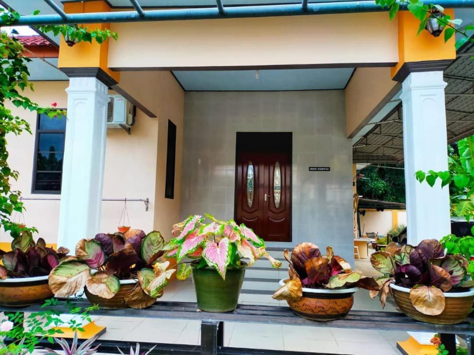 UMARI HOMESTAY KOTA BHARU House in Malaysia
